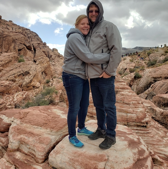 Meet your Posher, Erin - Picture 2 of 3